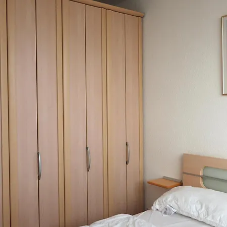 H5 57 - Hanseat - Seeblick *